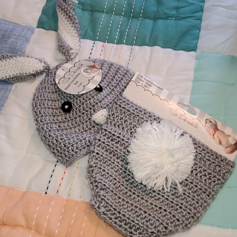 NWT 2 pc diaper cover and hat set